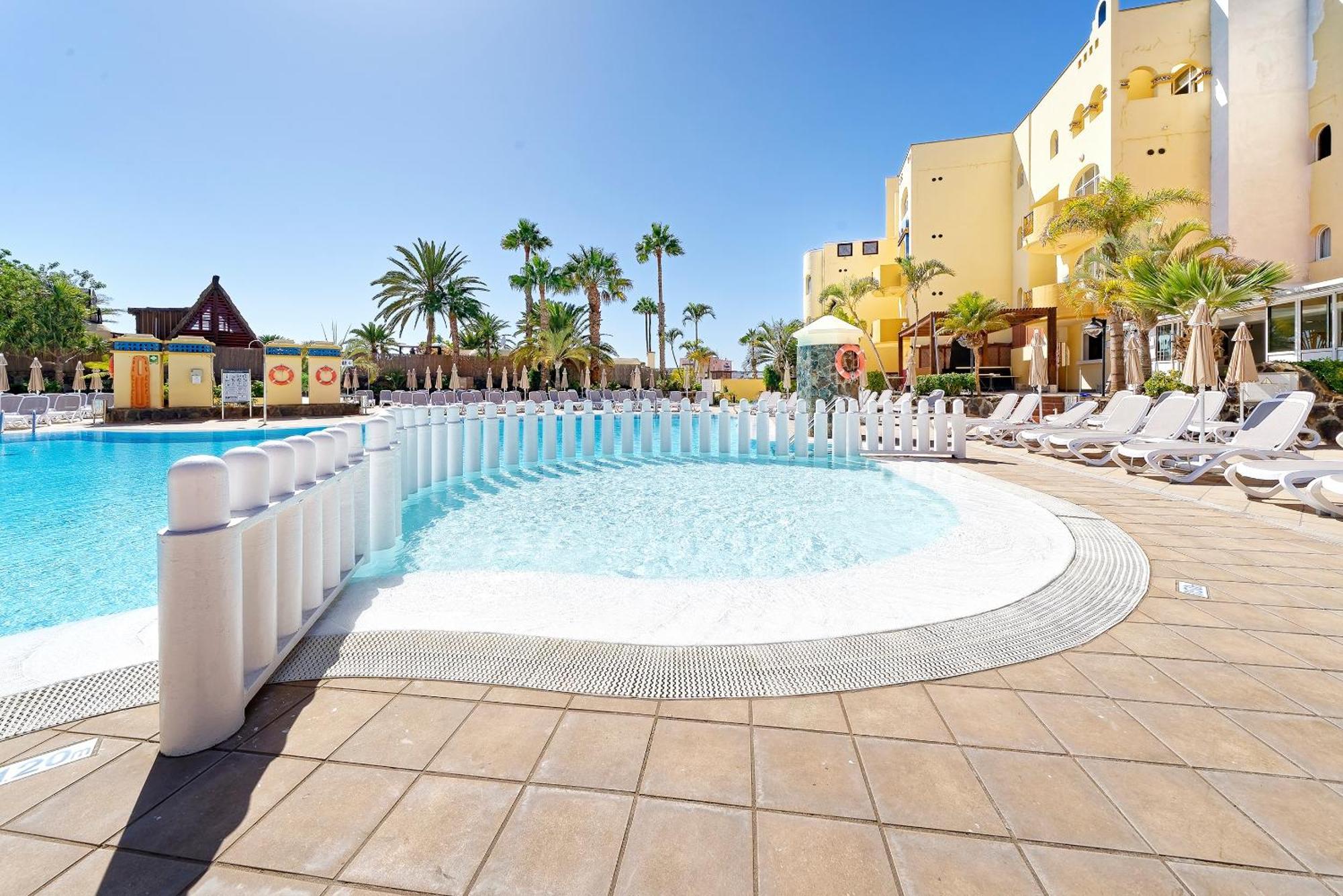 Sport Monte Feliz - Powered By Playitas Hotel apartamentowy